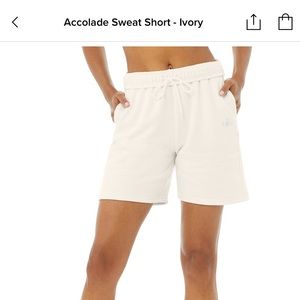 ALO shorts Small